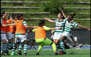 Les joueuses du Sporting CP sont championnes de foot féminin